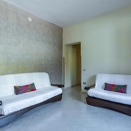 Relax Ad Ovest Apartman *